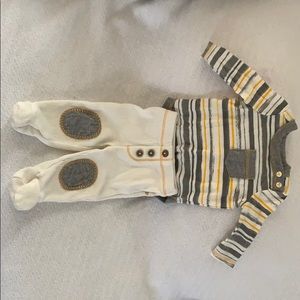 3 Burt’s bees baby preemie outfits